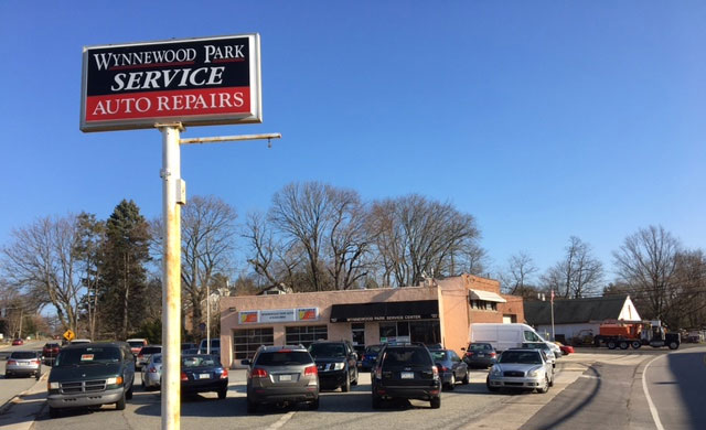 Picture of the auto repair business from the street